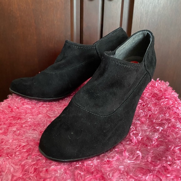Aerosoles Moonrise Black ankle boots heels size 6M - Picture 2 of 13